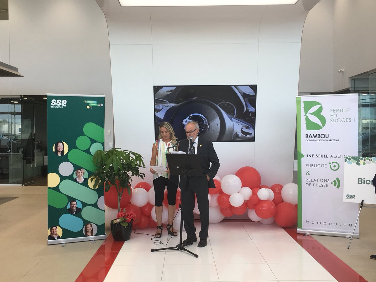 MarcPicardQc's tweet photo. Félicitations à la famille Paquet pour l’ouverture officielle de la concession de St-Nicolas Nissan. Beaucoup de chemin parcouru depuis 50 ans pour la station service de Yolande et Gratien Paquet. #caq https://t.co/syOslEV5Nz