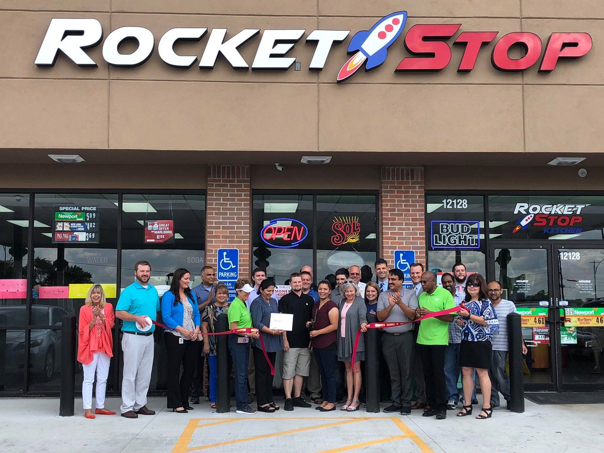 gmochamber's tweet photo. Welcome to @CityofGrandview #RocketStop! Thx to everyone who joined us for their #RibbonCutting earlier today! #WeAreGrandview https://t.co/cjie6TVGQH