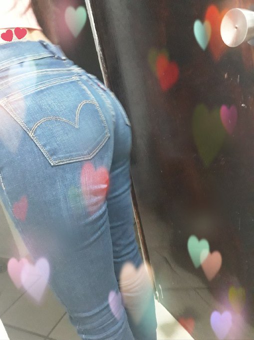 Que tal se me ve? 😘😙😘💓😈 https://t.co/r8eNRyvA7X