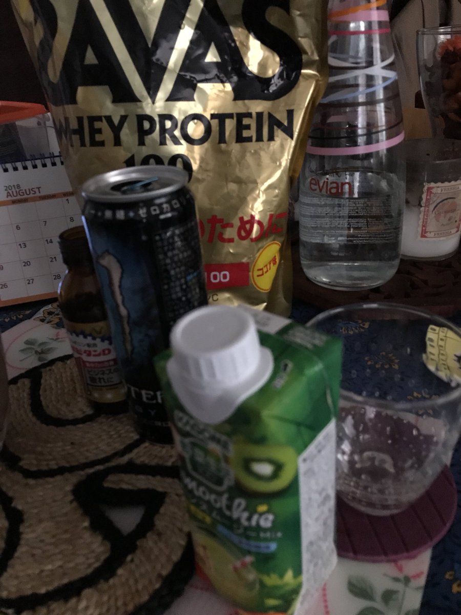 7thclouds's tweet photo. If #fav drink sold in #cans/#bottles, choose #canned #bottled #favdrinks😃
#Plasticrecycle costs 10 times more than #canrecycle #glassbottlerecycle.
Plus,plarecycle harms environment,which needs specialinfrastructure=
plastic recycling corps tend to dump #plabottles into the sea https://t.co/uIioVlPuXE