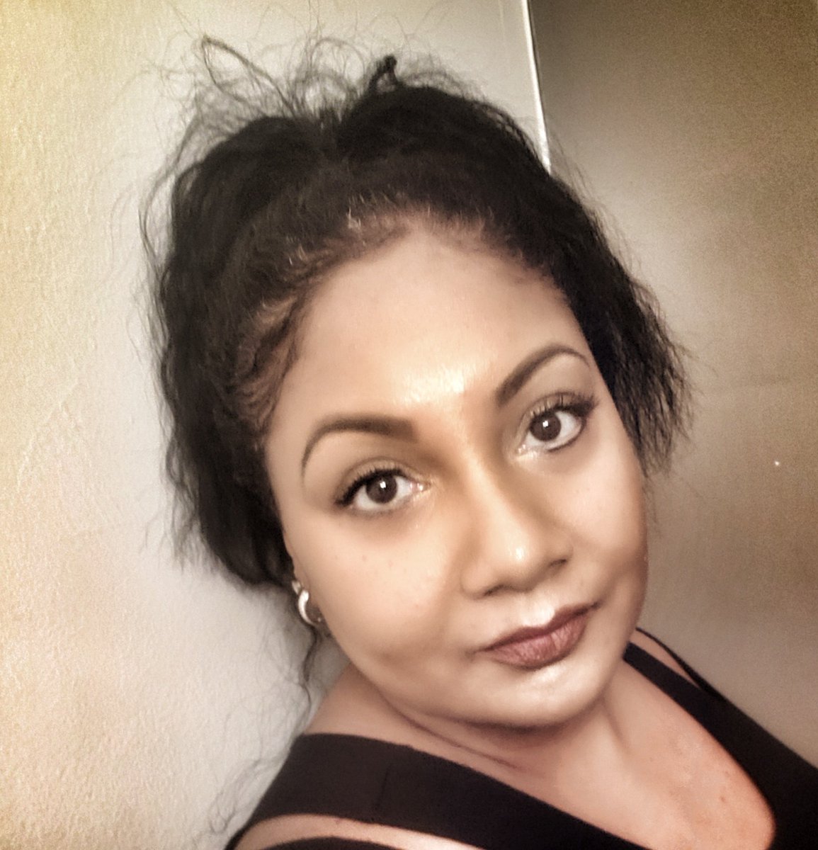 suuthing_talks's tweet photo. In order to connect in your relationship, you must connect with yourself. You must work on You~ You're Worth It! #suuthingtalks #cbtlifecoach #professionalcoaching #loveyourself #bethebestyou #connectwithyourself https://t.co/x3GC8usrXE