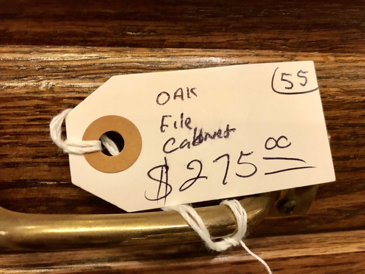affordantq's tweet image. ONE GREAT ARRIVAL!
From dealer 55 Harold McGowan 630-505-1463 #filingcabinet #useitinyouroffice #perfectstorage #inpristinecondition #oak #greatpieceoffurniture #deliveryavailable #allmethodsofpaymentaccepted #buyitnow #layawayavailable #buyitnow #callus
