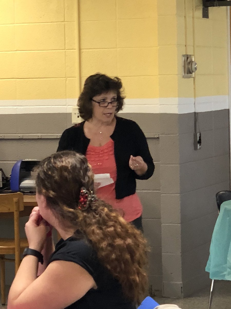 StephanieMLowe1's tweet photo. Great NCAEOP and RCAEOP meeting today! The leaders of this group of administrative professionals did an awesome job leading the meeting today! @RCS_NC @lblarb @rockinrams https://t.co/ZRBhc6nj78