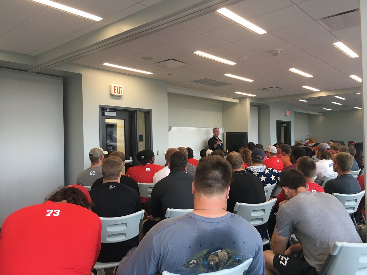 IndWesleyan_FB's tweet image. Great to have our Athletic Director @MarkDeMichael share with our team the definition of success! A great reminder that we are “fearfully and wonderfully made” Psalm 139:14. #18Teams1Program
#CLIMB 🏔 #StrikeThePick ⛏