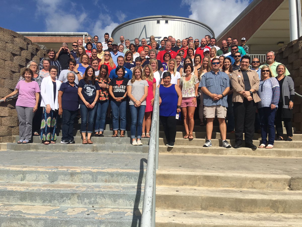 comalcte's tweet photo. A great day with all the Comal ISD Career and Technical Education  teachers! JobAlike 2018 @comalcte https://t.co/OUR4s3R3at