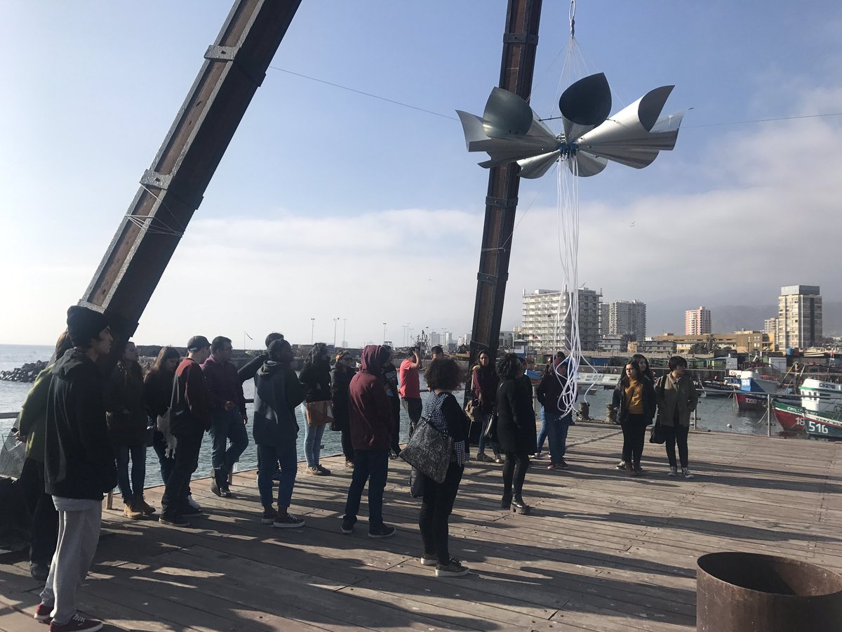 Senda_Atacama's tweet photo. Así termina el recorrido por #Antofagasta y nuestra encargada del área de prevención, Selva Careaga, agradece a los participantes y les desea el mayor de los éxitos para la jornada de #DebatesEstudiantiles #Senda2018 #SENDAconTodos 🏆🏅📚 https://t.co/XsJ6hDkTm8