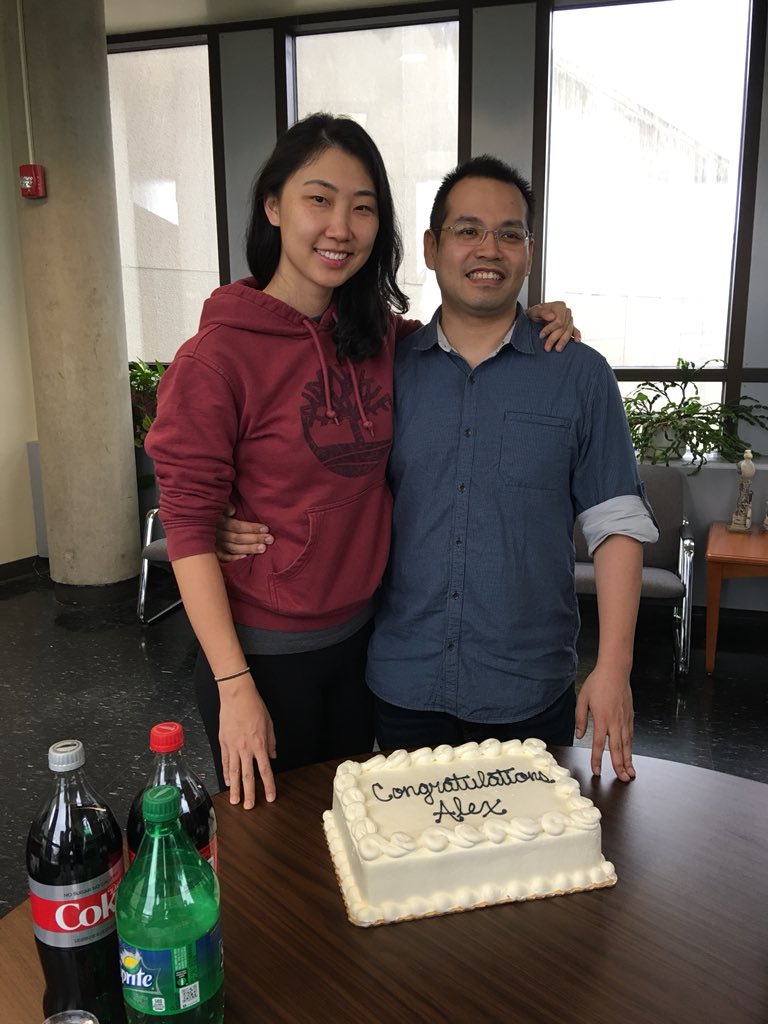 ChengLab's tweet photo. Congratulations Dr. Lin! Another #Chenglab graduate! #zebrafish https://t.co/tXjv5fglpy