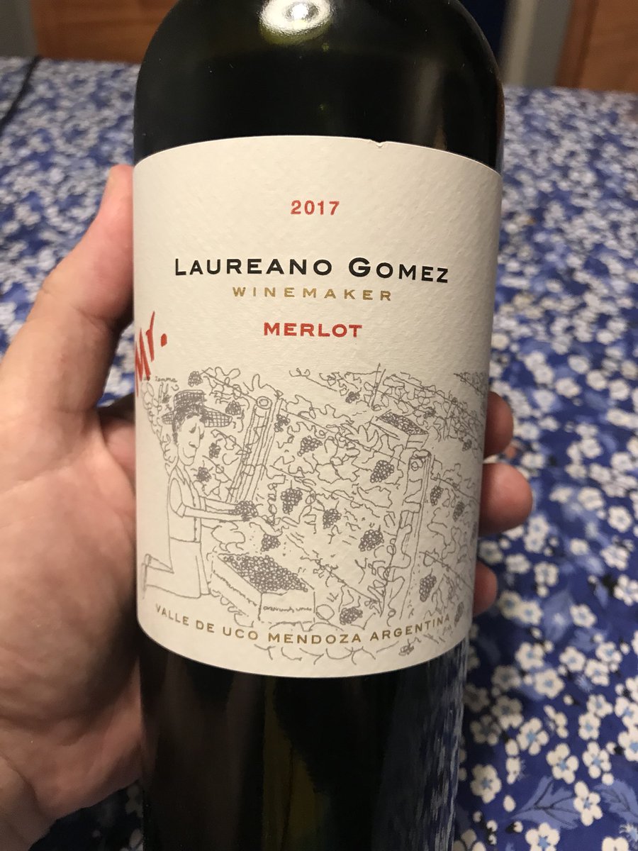 elhubertderuf's tweet photo. Como no amar a Laureano y sus Merlot, fruta y frescura, cuando me muera metanme en un frasco y llénenlo de Merlot. https://t.co/SkeHN3AyfT
