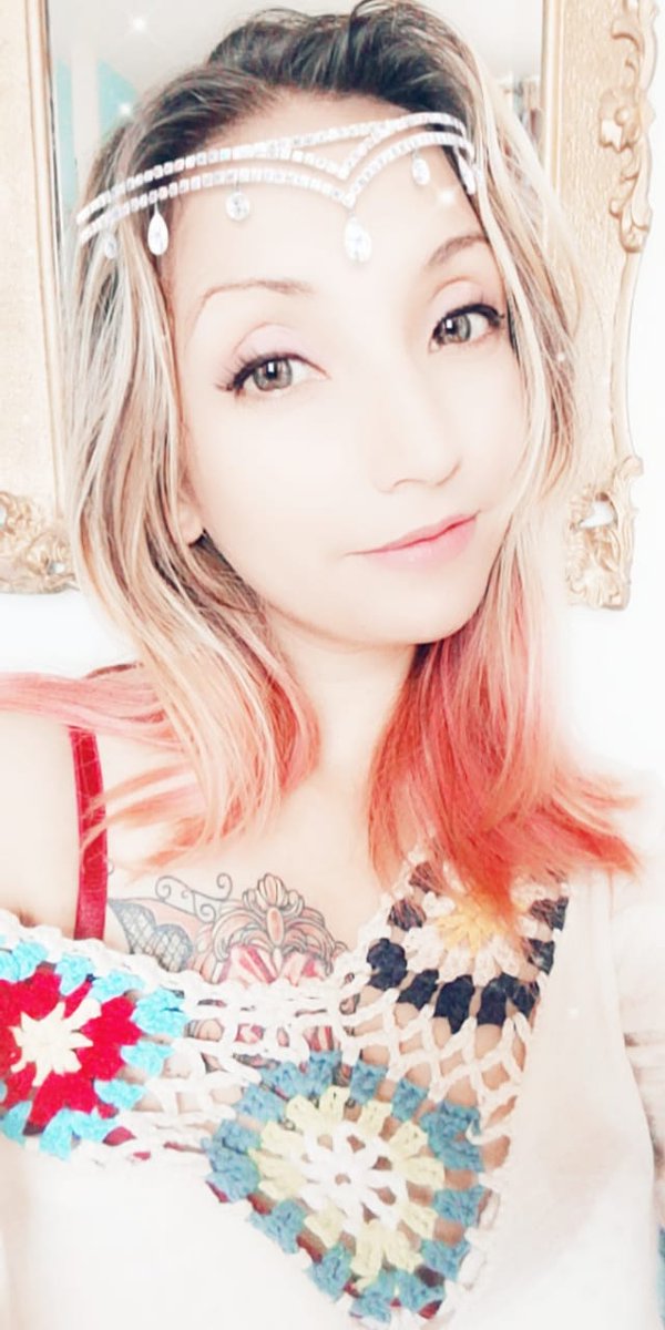MeganPaytton's tweet photo. You mustn't be afraid to dream a little bigger, Darling

#MeganPaytton  #girlsfromstudio20 #teen #cute https://t.co/hQcYpBH1EH