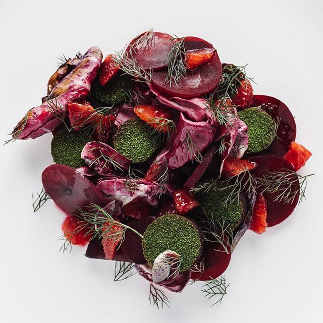 492King's tweet photo. “My favorite aspect of cooking is learning to adapt. Our customers are always changing, which allows us to try new techniques and flavors. It’s a creative world that I love being a part of.”
-Chef, in Lowcountry Cuisine Magazine. July 2018.
📸: @andre… https://t.co/5ZxVCvVQ6b https://t.co/PEFy9U1lDu