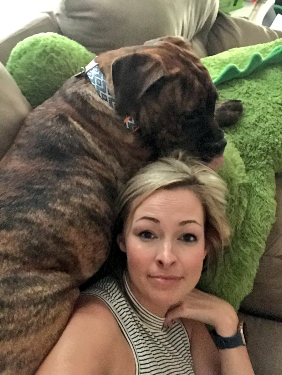 LOTPCasey's tweet photo. Apparently, I’m a pillow🌷#tulip #bullmastiff #mycuddlebuddy https://t.co/1mJDoriswh