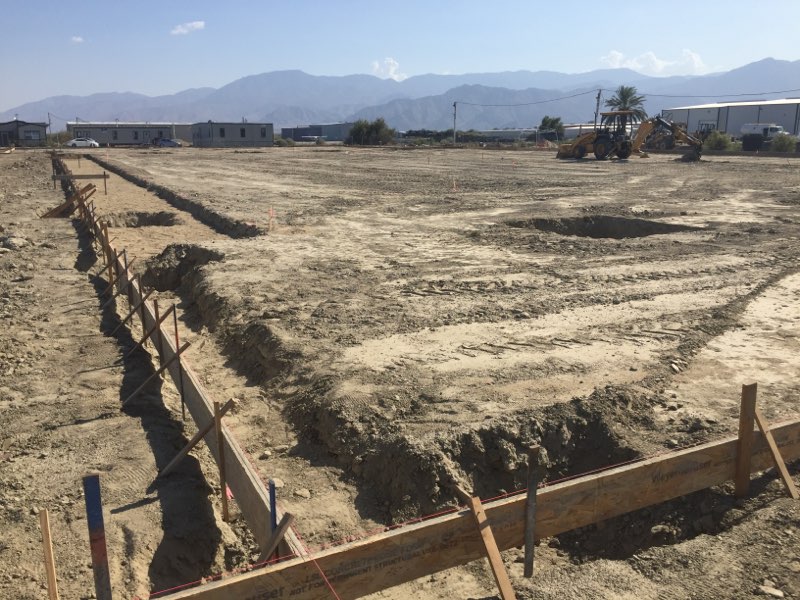 palmspringsjet's tweet photo. Progress continues with the construction of Desert Jet Center’s new executive FBO facility at the Jacqueline Cochran Regional Airport (KTRM) in Thermal, CA.  The framework is nearly completed, and the foundation will soon be laid. #desertjet @desertjetcenter #avgeek @ainonline https://t.co/qKGELdyrw2