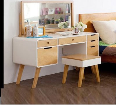 3690 Wooden dressing table By Bellotti Ezio