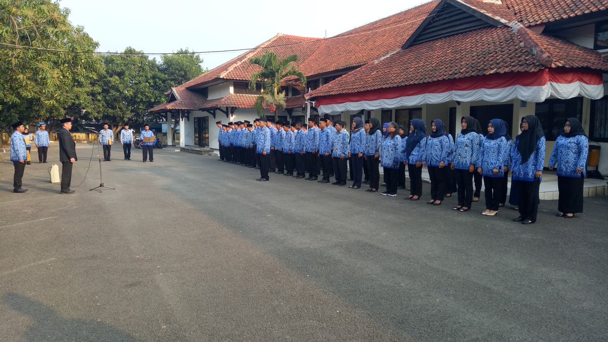 Pelaksanaan Upacara Bendera Peringatan HUT RI ke-73 Dinas PU Binamarga Purwakarta