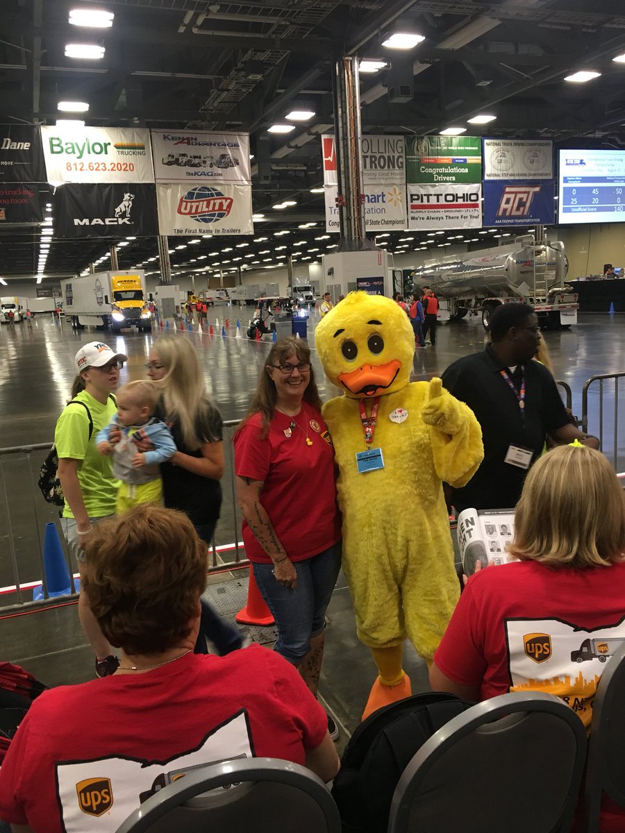 PhilipCote_UPS's tweet photo. Can not express how proud and honored I feel to witness true professionalism and dedication to Safety as the competitors of #NTDC2018. Family atmosphere and all cheering on their fellow drivers. Go #UPS!  @ExperienceUPS @NorthCalUPSers https://t.co/fMGvL9HU0o