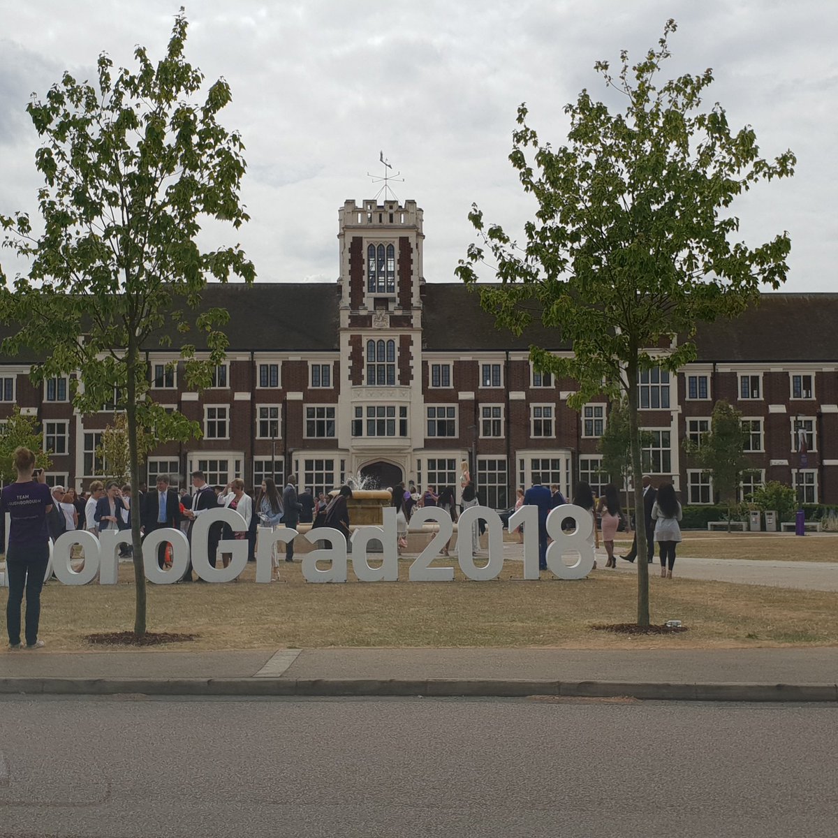 StuartBradyLab's tweet photo. Congratulations to those who've confirmed their joining the #LboroFamily by getting a place at @lborouniversity .
Hopefully see you at Freshers Fair to talk about voting in #Loughborough to #scrapfees https://t.co/kopvliqBna