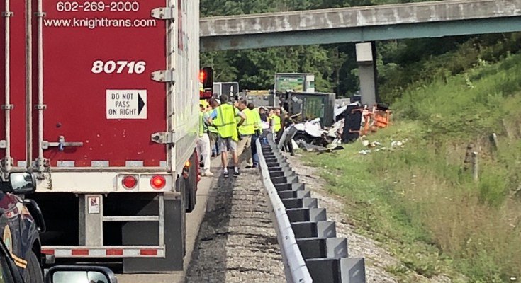 UPDATE: One killed, two critically injured in crash on West Virginia Turnpike --> bit.ly/2OENnIu https://t.co/S8H66NU1nr
