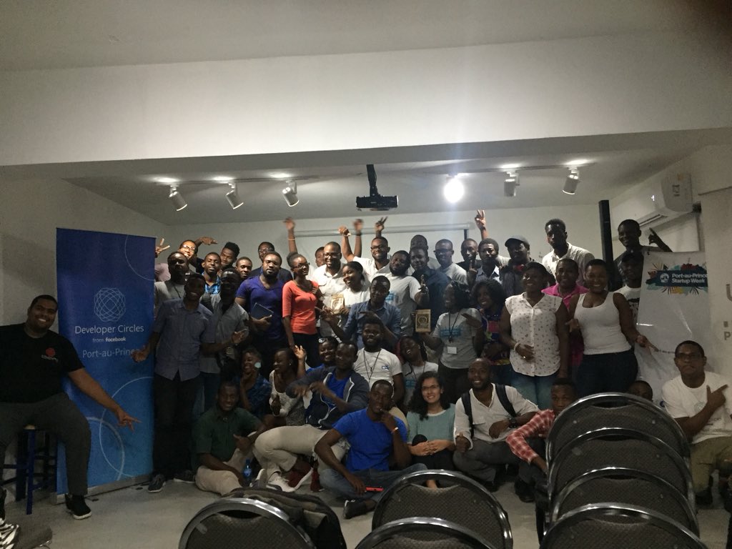 louismolaine's tweet photo. #FDC @banjHT
#PAPStartupWeek https://t.co/SvvfcN5rZR