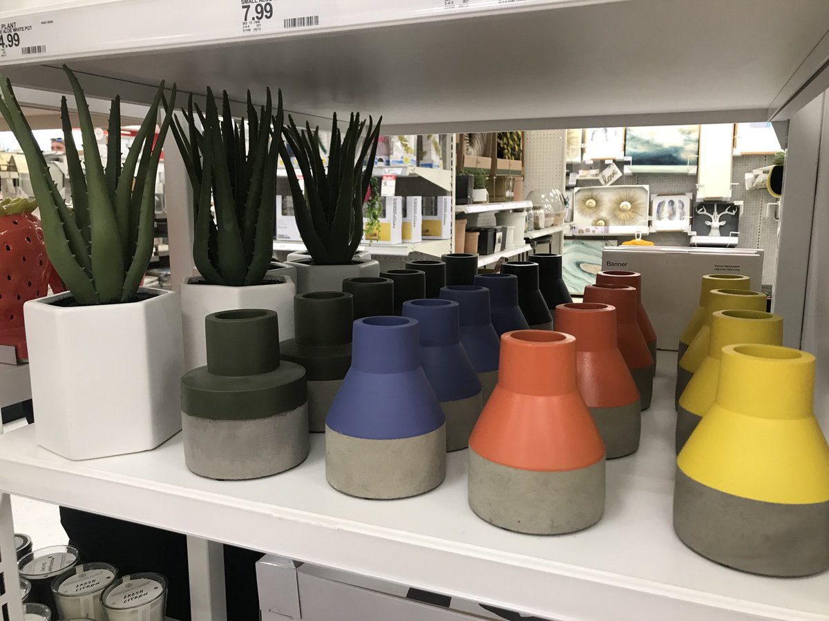 StefTargetVM's tweet image. Back to college essentials stocked up. #target