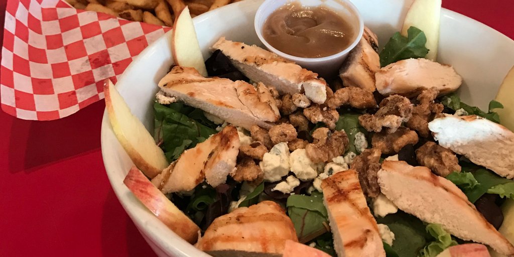 BlvdBurgerCV's tweet photo. *CHICKEN, APPLE &amp; BLUE CHEESE SALAD* 
#salad #bayareafood #bayareafoodies #bayareafoodie #bayarea #castrovalley https://t.co/skncs6Axkz