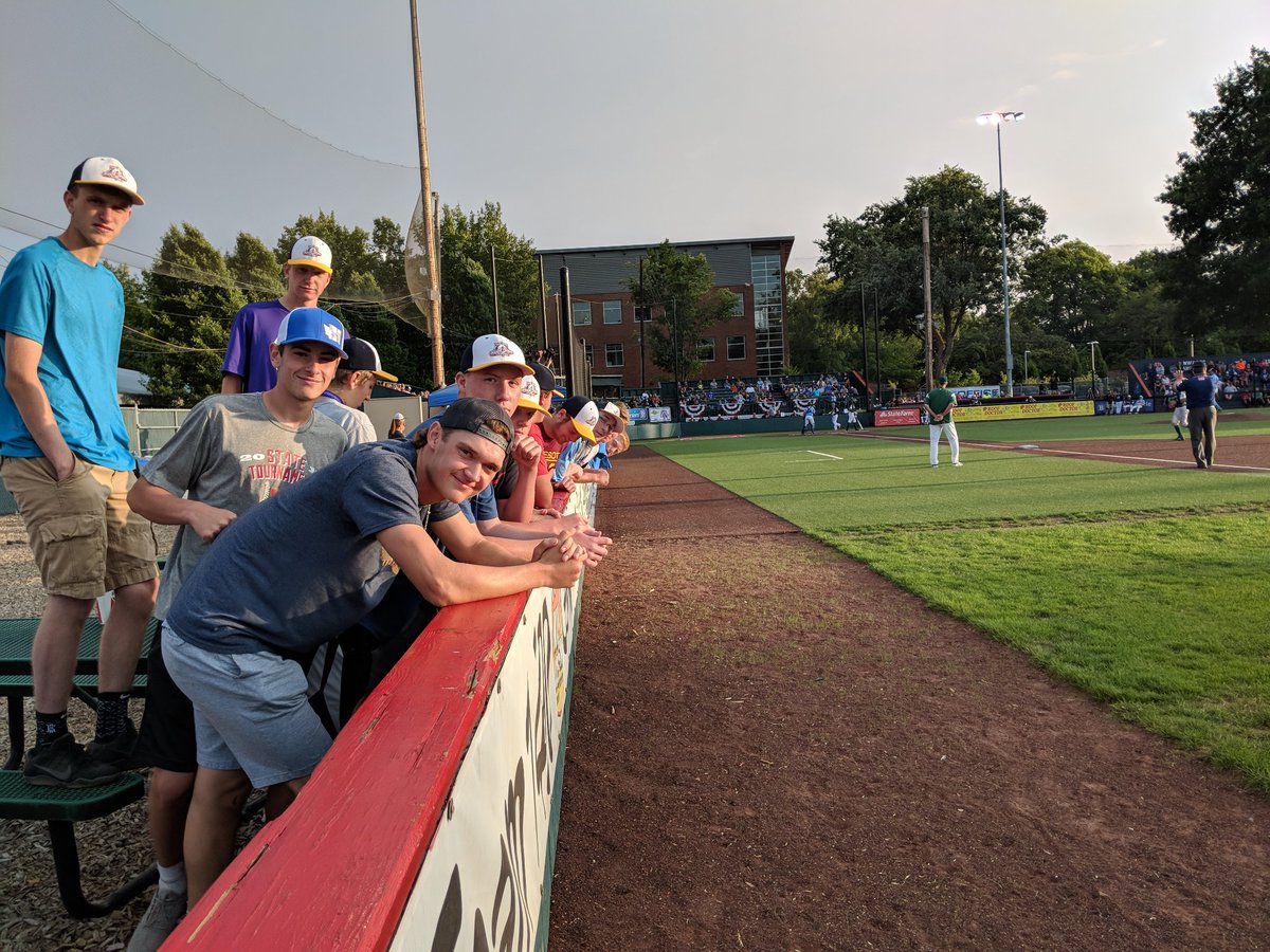 AlbanyMNWS2018's tweet photo. The boys enjoyed a beautiful night at the Ballpark watching the @LV_WorldSeries championship game. Congratulations to Tallahassee https://t.co/Ia2bKhNVyk