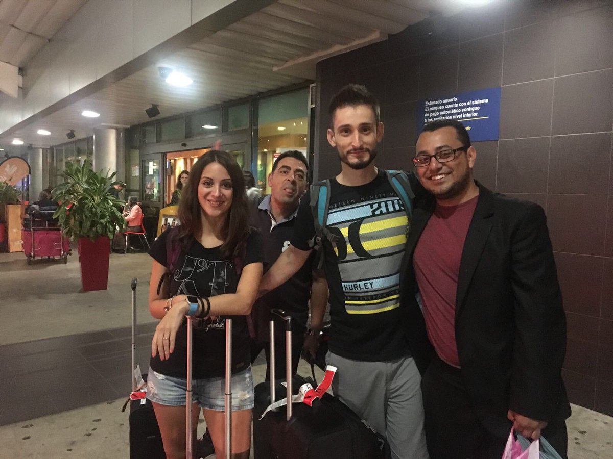 applecube87's tweet image. 