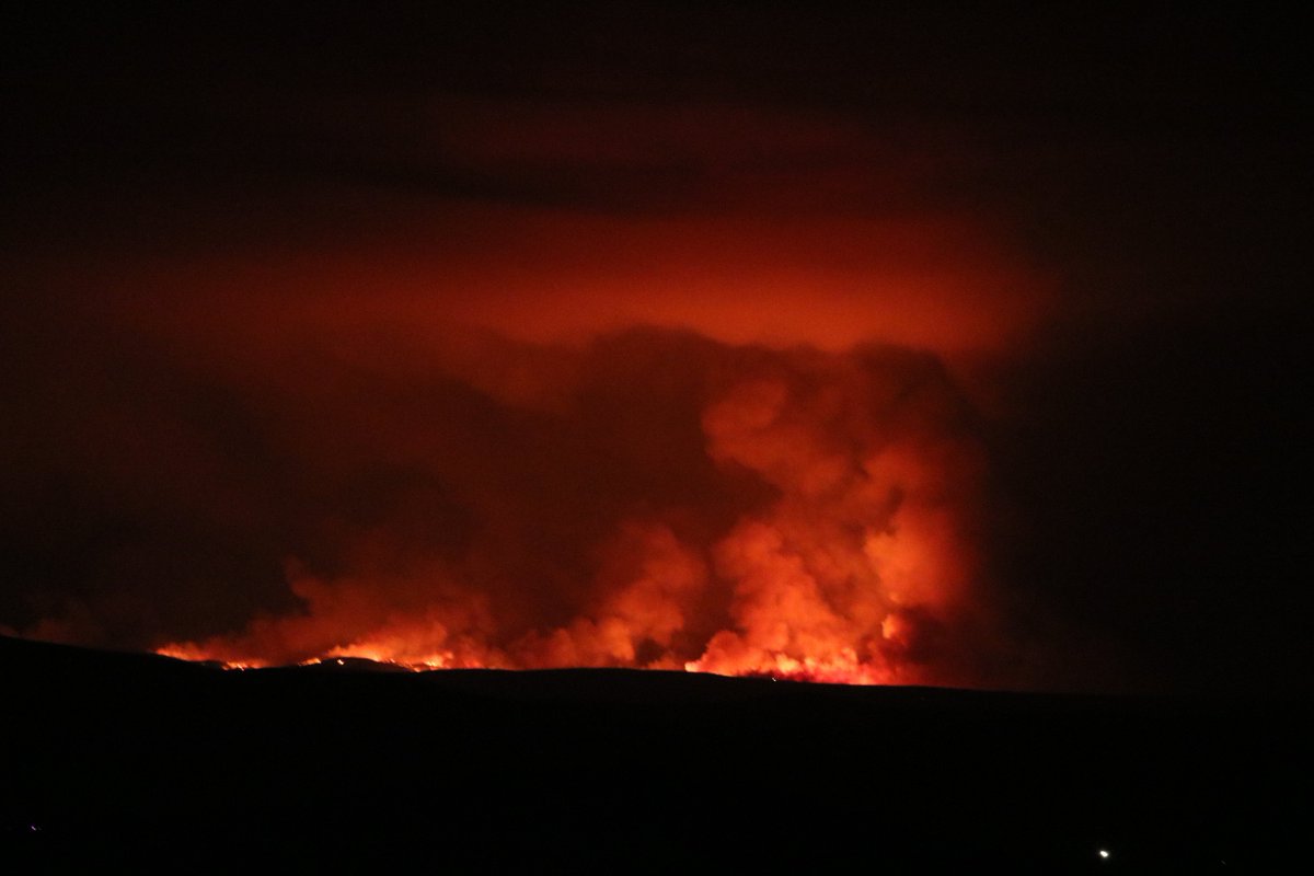 CDyerBearLake's tweet photo. #NorthEdenFire @weathercaster @Gobearlake @UtahStateParks @UTRoadCond @utwxSocial @ABC4Devon @ABC4GMU @Ginger_Zee  As seen from the over look above Bear Lake  #bearlakeutah #bearlake #richcounty https://t.co/xtq7VWGMra