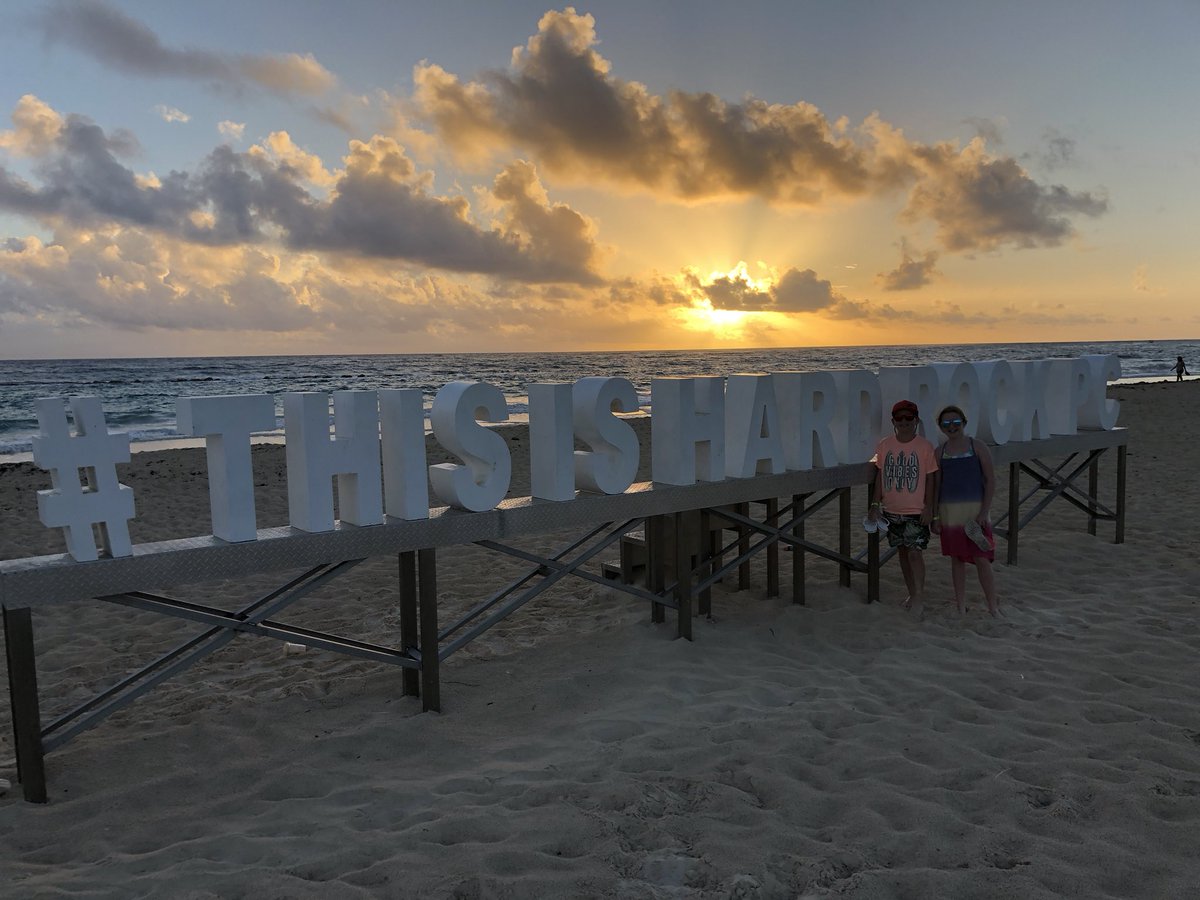 burf78's tweet image. @HRHPuntaCana it’s good to be back! #holidays #goodtobback