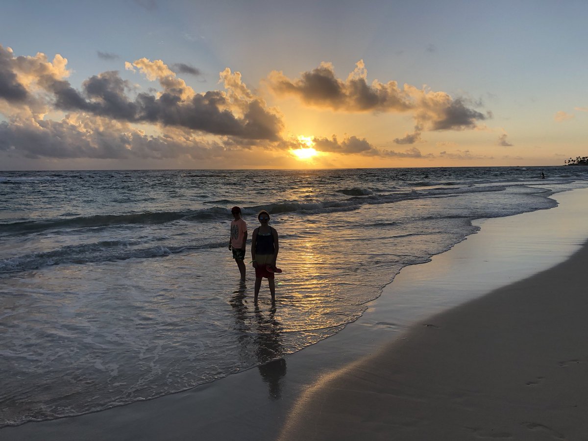 burf78's tweet image. @HRHPuntaCana it’s good to be back! #holidays #goodtobback