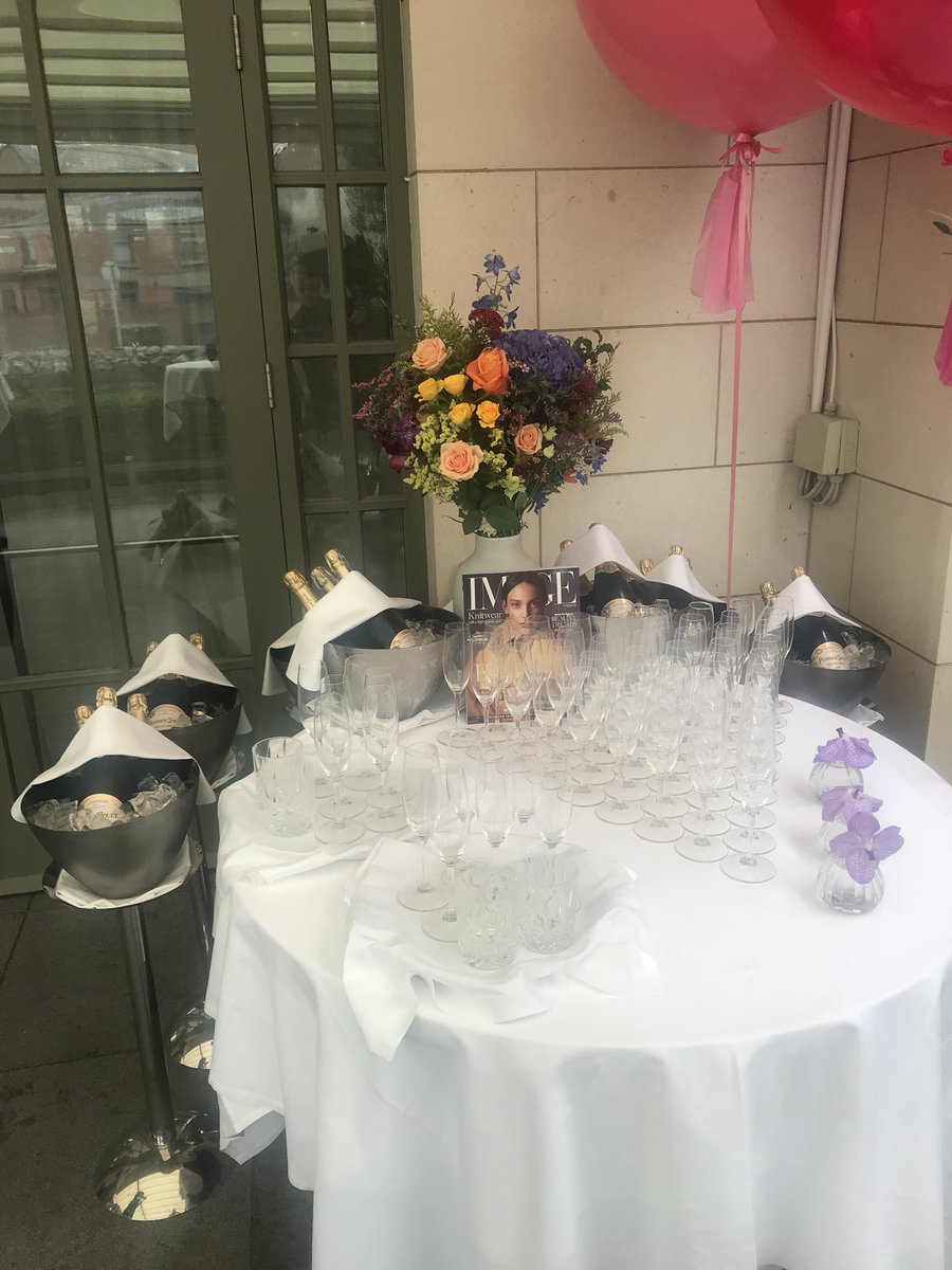 image_magazine's tweet photo. Champagne at the ready @perrierjouet 🥂 #IMAGEBoutiqueAwards #TheDylan https://t.co/IAbI2KXFEm