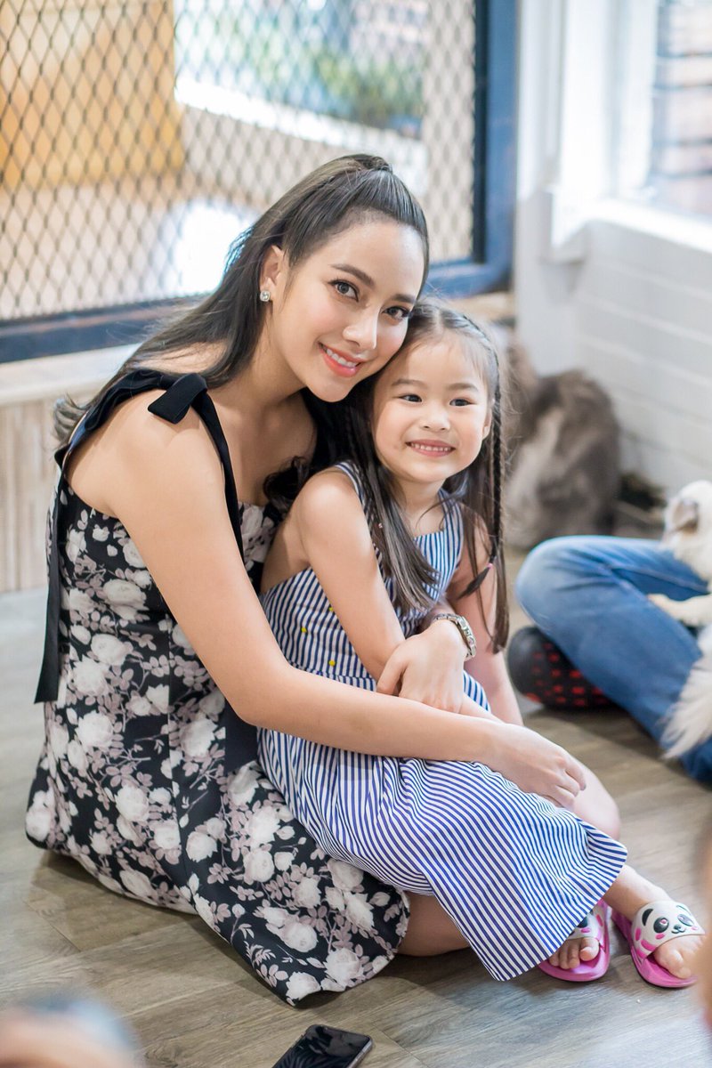 pK0NiD2wkw7kLPe's tweet photo. แฟนๆๆจิ้นกันตั้งแต่ไม่ลงจอ. ไม่ธรรมดา.  #รัชดา #ถวิกา. #ระบำมาร. @NingPanita @Buaer1 @Tavika_Wow @Ch7HDDrama https://t.co/1TUxl5ejdA