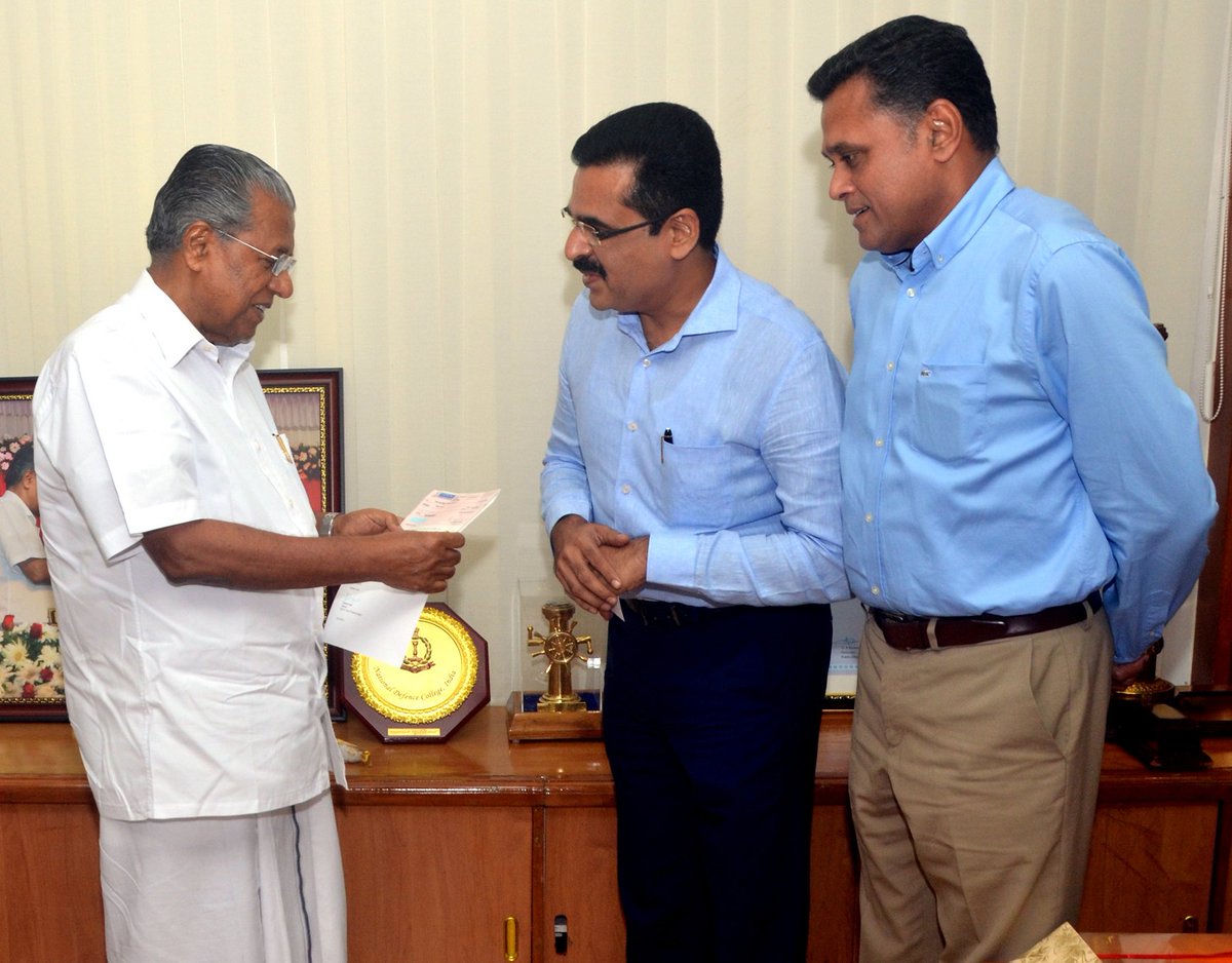 SunTV's tweet photo. Sun TV has donated One Crore Rupees to the Kerala Chief Minister’s Disaster Relief Fund towards the Kerala Government’s flood relief works. https://t.co/sF5T6Gtvn1