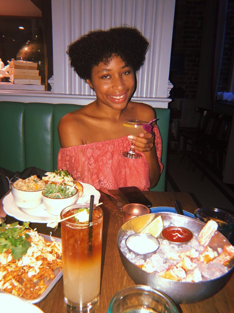 KiwiTheBeauty's tweet photo. Enjoyed my darling dinner at @DarlingOyster read more on the blog here >> https://t.co/ZwxNHgu1aS
.
#TheDarlingOysterBar #CHSEats #Charleston #ExploreCharleston https://t.co/qSFrrSXSlX