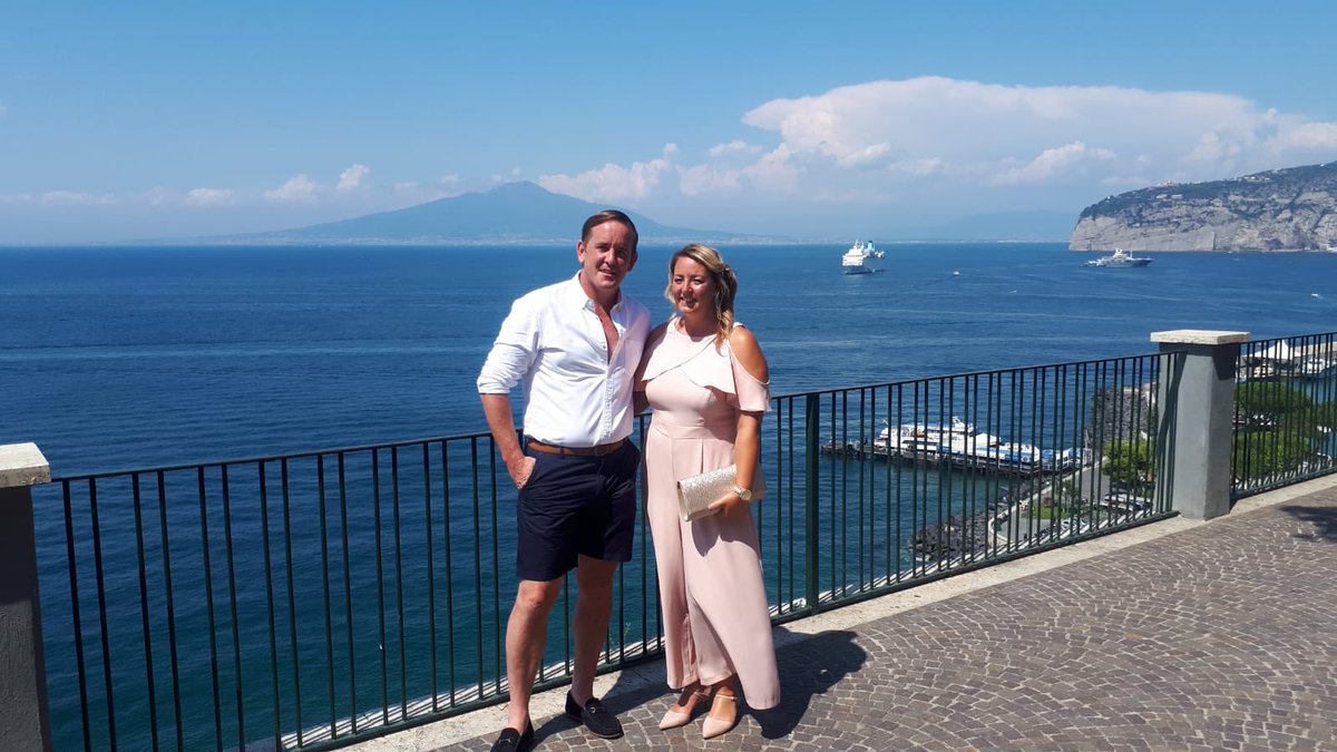 jo_owens's tweet photo. #Italy #sorrento #firsthoilday 🇮🇹👫☀️ @daveydavedave83 https://t.co/Rw3M3a9IbH