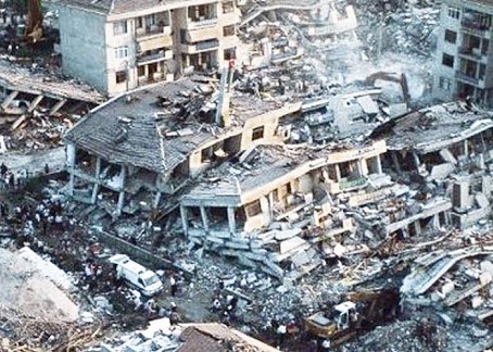 Ugur Dundar On Twitter Buyuk Marmara Depremi Nin 19 Ncu Yildonumunde Hayatlarini Kaybeden Yurttaslarimizi Rahmetle Aniyor Ulkemizin Bir Daha Felaket Yasamamasini Diliyorum 17agustos1999 Https T Co 9n4roa5ewo Twitter