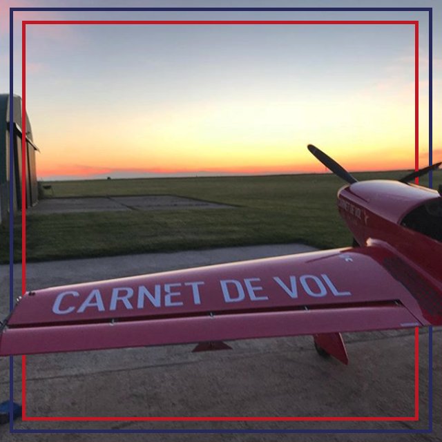 Ce week-end, on profite d'un superbe couché de soleil avec La #PatrouilleCarnetdeVol. Et vous ?