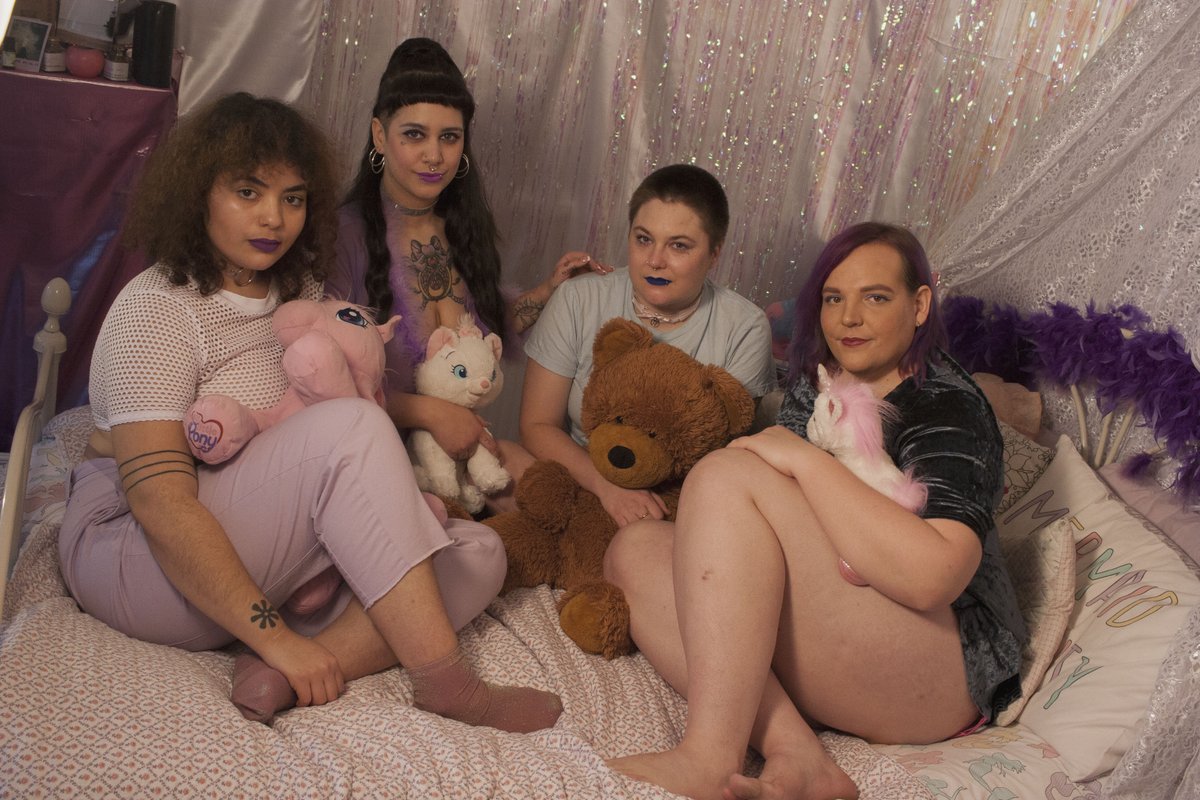 Sluts4slutscol's tweet photo. Gal Pals who play together stay together
Photo by Noe Warren https://t.co/RrazlaB4lh