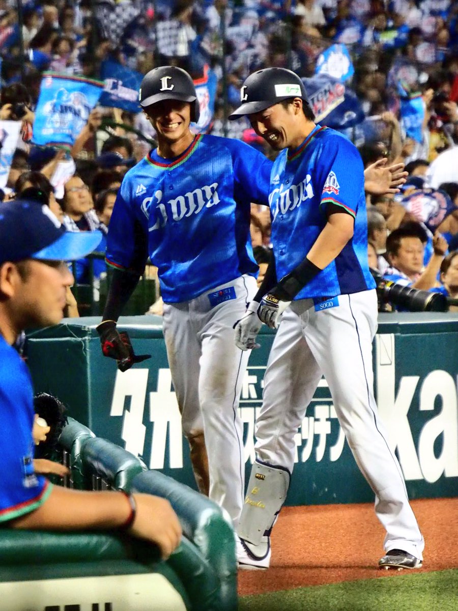 文化放送ライオンズナイター V Twitter 一軍に戻ってきた 金子侑司 選手の足で勝ち越し ヒット 盗塁 秋山選手のセンターフライで3塁へタッチアップ そして 源田壮亮 選手が10球粘って犠牲フライ 今すぐ ライオンズナイター を聴く T Co Rmrqrix9z1