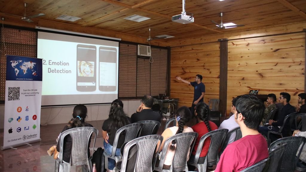 meetCodeater's tweet image. Mentoring is a brain to pick, an ear to listen, and a push in the right direction.

#MLCCDelhi @Google #GoogleMLCC  #MachineLearning #Community #Delhi #Tech #AI #Mentors #Mentorship #Leadership #GoodVibes #Learning #Lessons