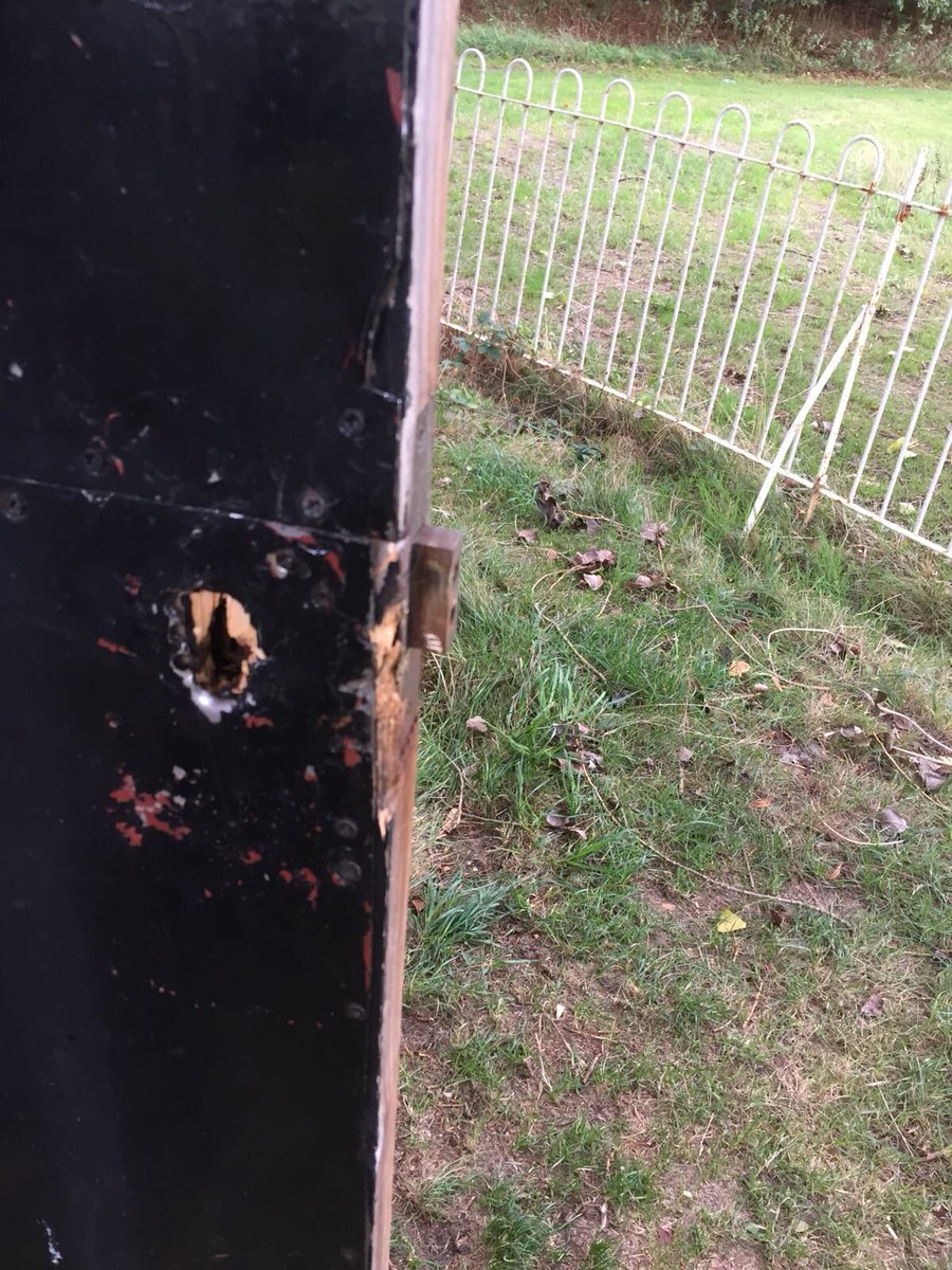 Our scorebox was broken into last night. A bag of bowling machine balls and more importantly a kit bag was stolen - A black G&amp;M Wheelie Bag. 

We ask if all local followers members could be vigilant to the kit bag possibly have been dumped in or around the park area.