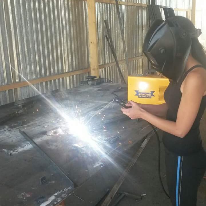 SamiDecorDesign's tweet photo. Jip. That is me working on my welding skils. Let me tell you, it is a lot harder than it looks. 😂 #furniture #design https://t.co/GfmU4SyPH0