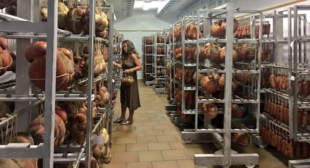 "La cueva de Alí Babá" Or vermell! <a href="/Can_Company/">Can Company</a> <a href="/xescreina/">xesc reina</a>