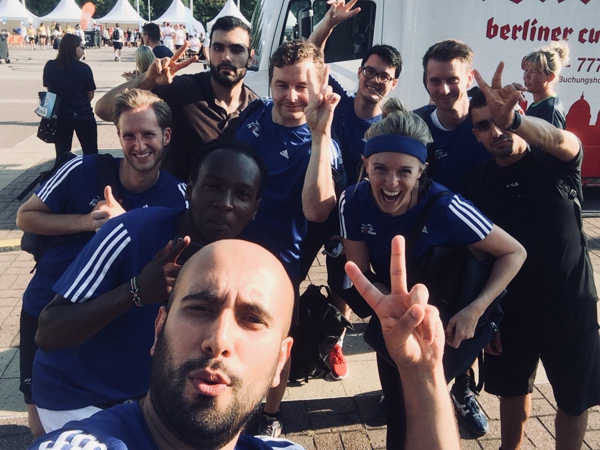 kloeckner_i's tweet photo. 30 degrees and sunshine - is there anything better than having a little run? We don't think so. So yesterday, a group of @kloeckner_i employees and colleagues from Velten attended the @b2run in Berlin. 5.8km, 14,200 participants - an unforgettable #experience. #fit4steel #run https://t.co/pbmH14pffS
