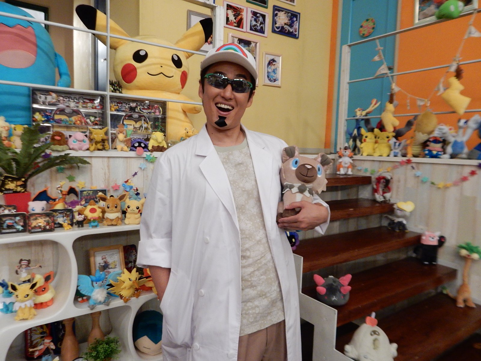 O Xrhsths ポケモン公式ツイッター Sto Twitter 明後日のポケんち りんかちゃんプレゼンツのポケモン心理テストで 心の奥が丸わかりんか 図鑑完成まであと半分 とククイ博士に言われたら みんなはどんな反応をする ククイ博士になりきった ロバート山本
