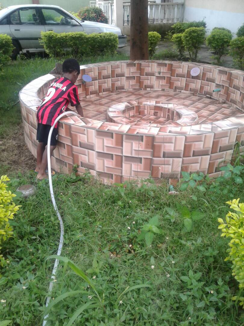 OrGehNehRaw's tweet image. #8WeekStreak Robin O.Amorue. Grade 1 . The Apple International School . week 7: filling up my grandfather's garden fountain with water. It's kind to help the elderly.