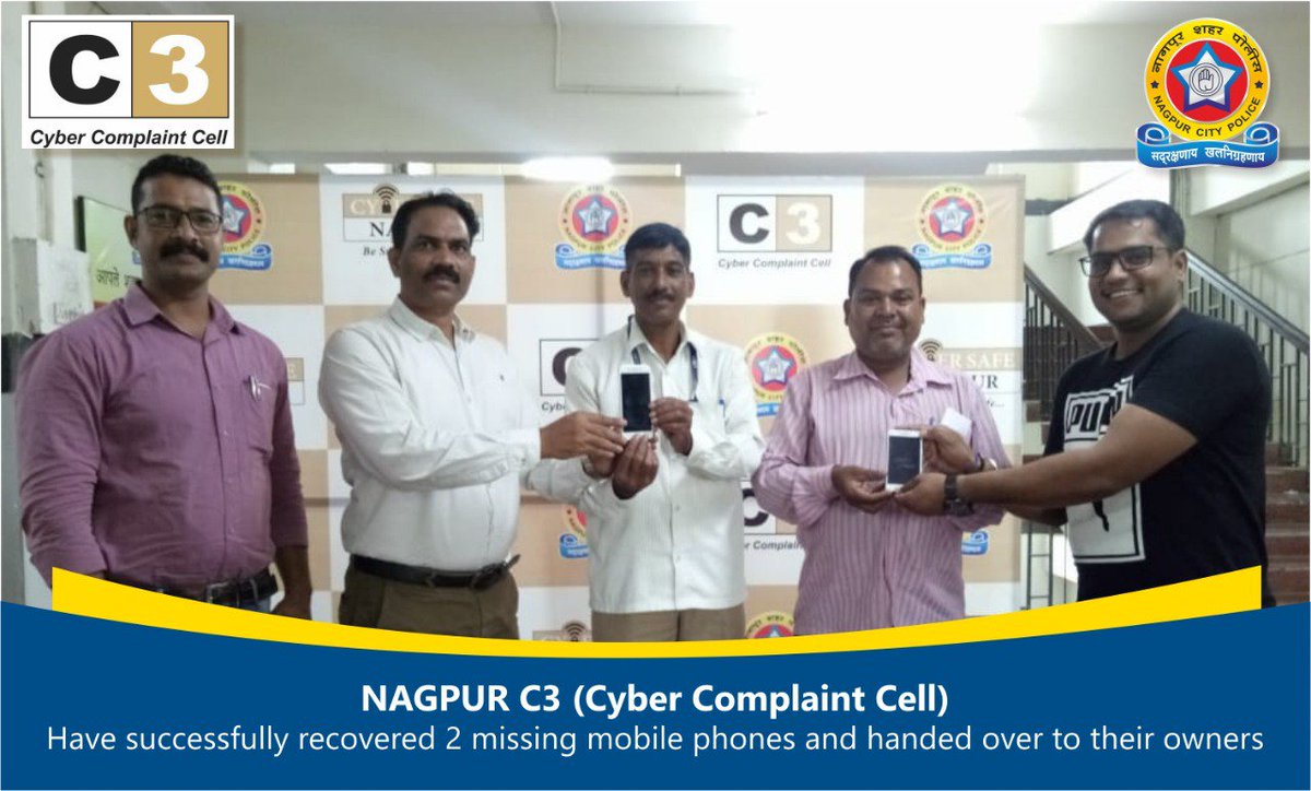 NagpurPolice's tweet photo. #cyber complaint cell have successfully recovered 5 missing mobile phones and handed over to their owner #Nagpur #NagpurPolice #cybersecurity https://t.co/VqEdNyswV4