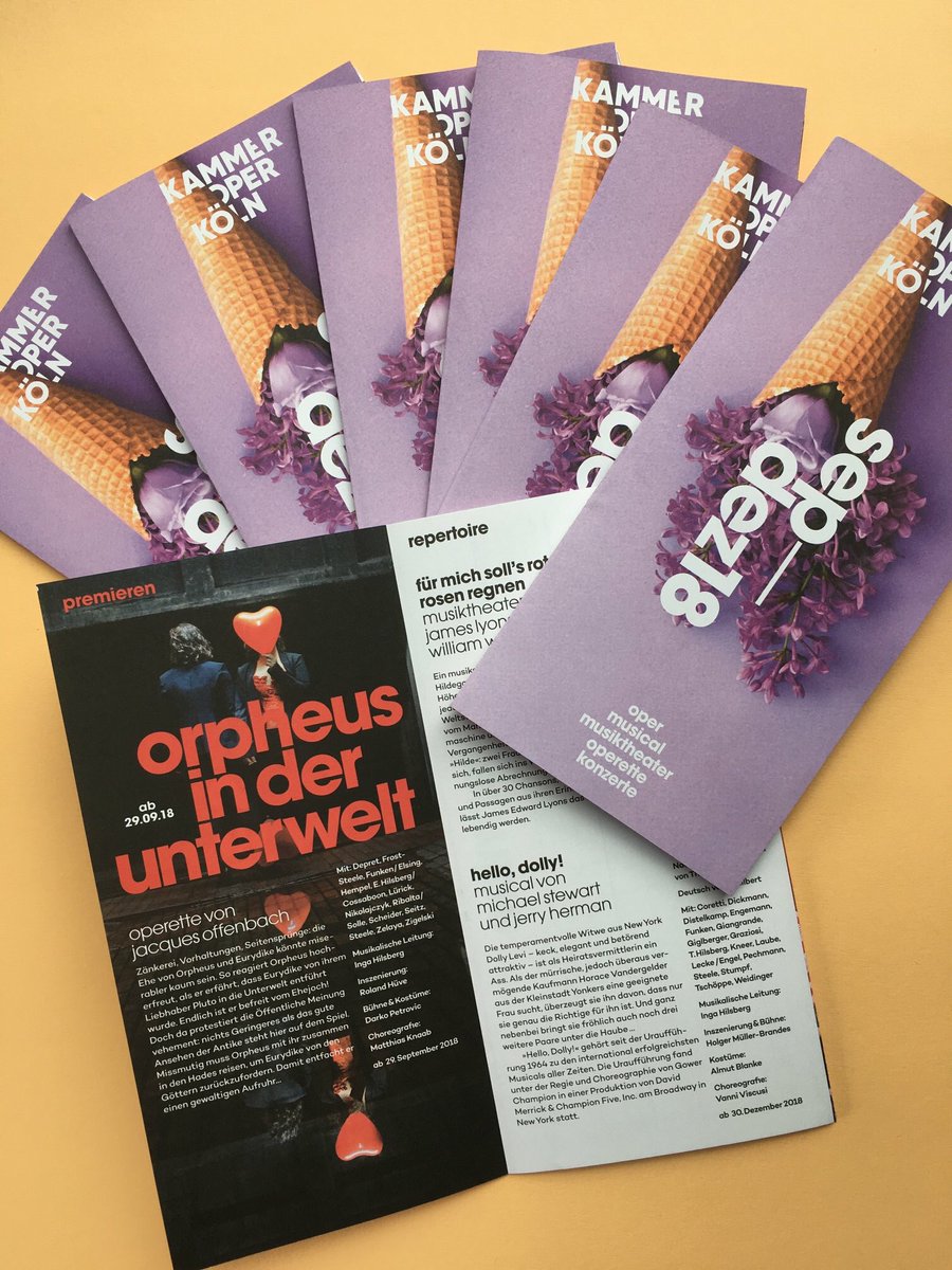 Tada ― 
unser erster Leporello der neuen Spielzeit ist da und geht nächste Woche in die Verteilung. Alle Termine findet ihr natürlich auch auf kammeroper-koeln.de. Los geht's am 29. September mit der Premiere von »Orpheus in der Unterwelt«.