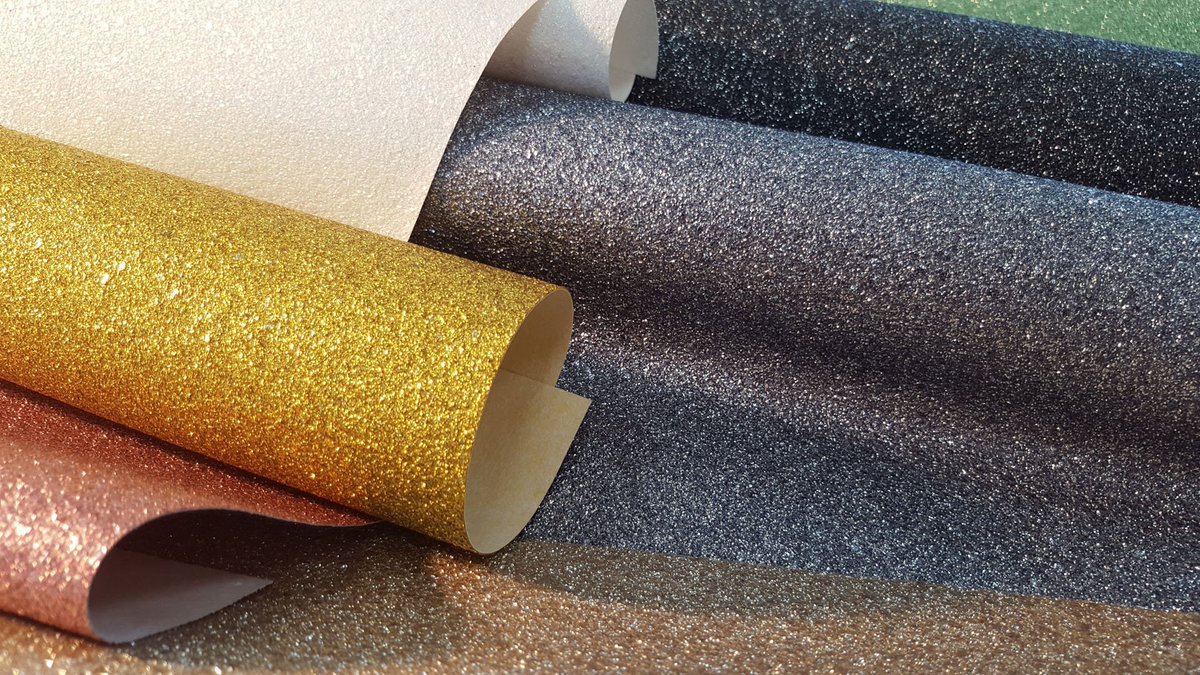 Muraspec's tweet photo. NEW Lustre wallcovering #design is embellished with shimmering pieces of glitter particles to provide a uniquely dazzling effect. #glitter #newdesign #wallpaper #interiordesign https://t.co/ODu7vOD1LX