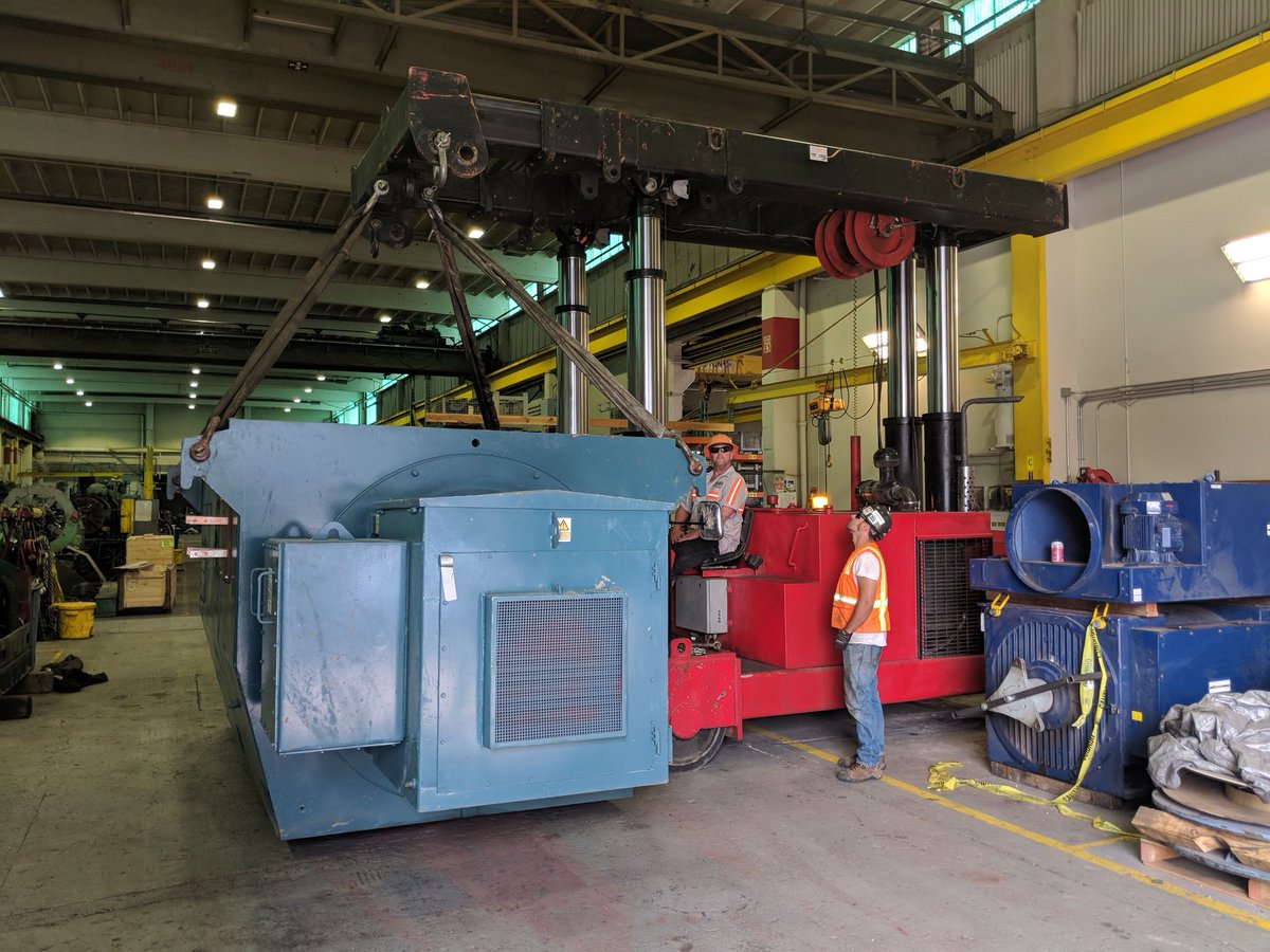 #metrorigging #heavyhaul #machinery #construction #rigging