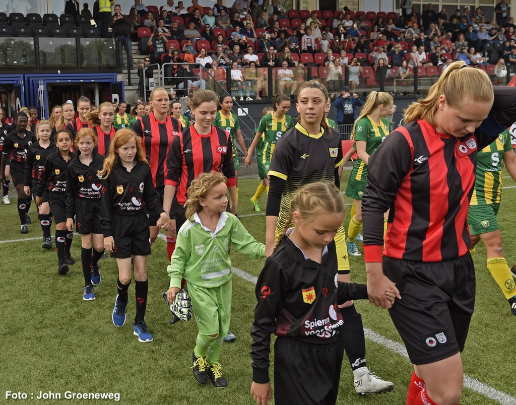 ExcVrouwen's tweet image. 🎟KAARTVERKOOP GESTART🎟

👊🏻Steun onze dames tegen:
- 7 september ⚔️@ADODHVrouwen 
- 26 oktober ⚔️@FCTwenteVrouwen 
- 7 december ⚔️PSV  
- 14 december ⚔️ @AjaxVrouwen 
- 1 februari ⚔️@VvAlkmaar 

👉🏻 excelsiortickets.nl ⚫️🔴⚪️ 

#samensterk #strijdenenwinnen